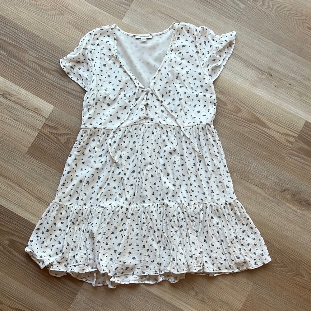 American Eagle Floral Dress Size Medium
